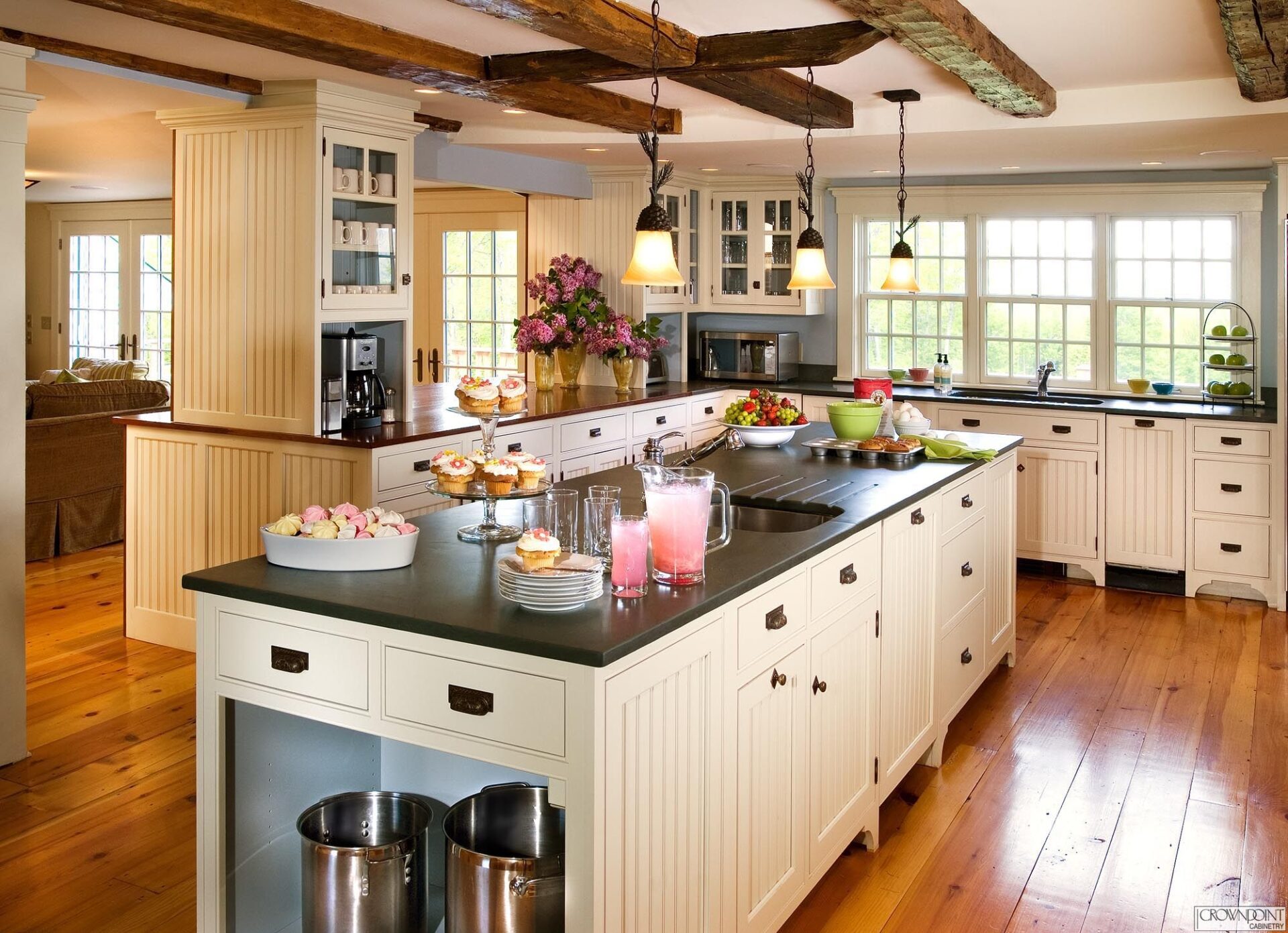 kitchen-remodeling-project with kitchen island