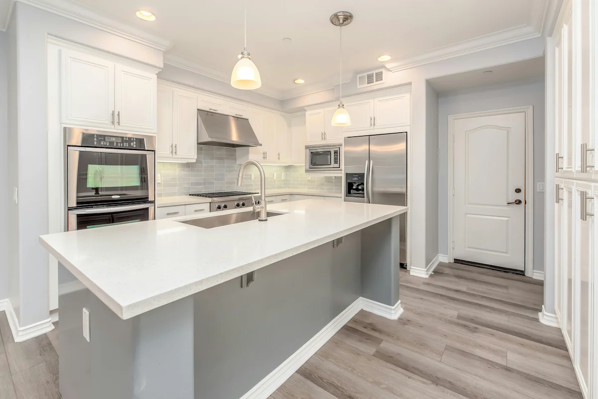 Modern Kitchen Furniture And Their Colors, Materials