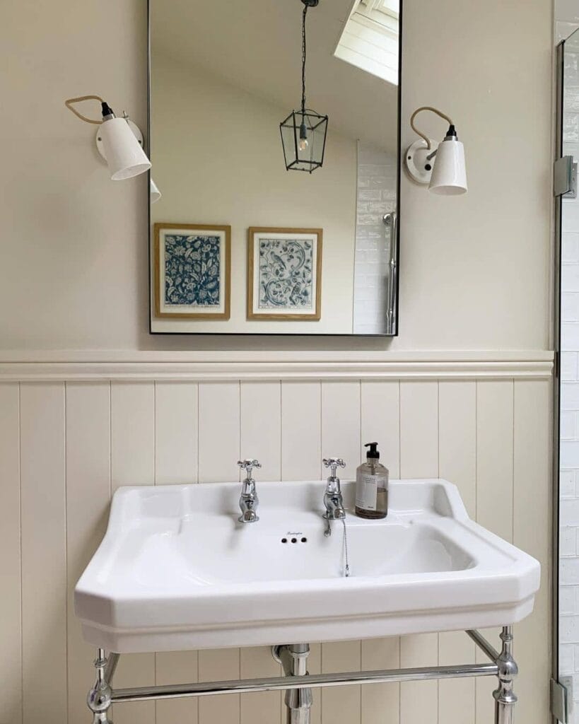 View of 8 Bathroom Lighting Ideas