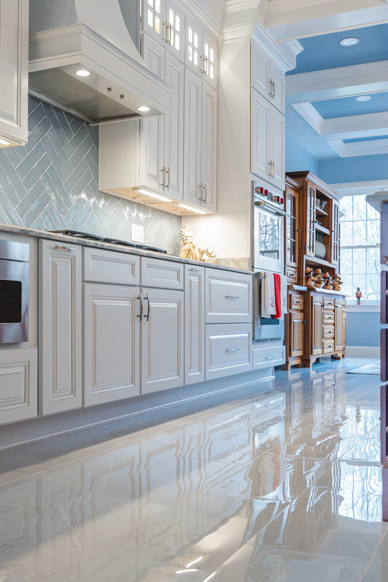 word3| %focuskw%| %page%|%sitename% Custom kitchen cabinetry craftsmanship during a kitchen remodel